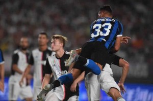  都灵德比战火药味浓，尤文图斯点球大战险胜对手