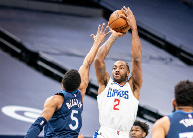  森林狼末段崩盘错失晋级良机  