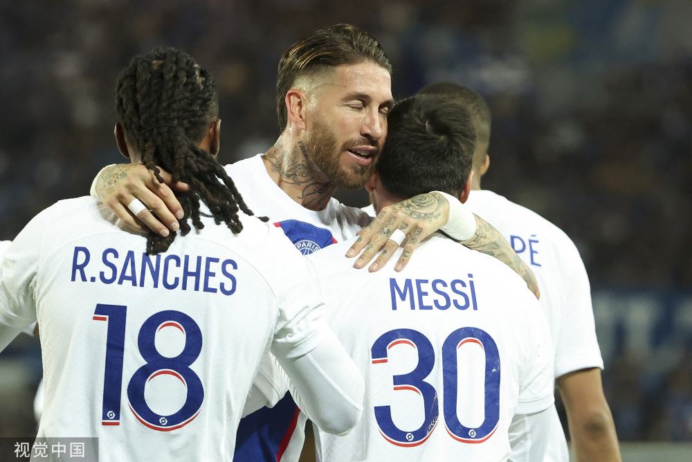  巴黎圣日耳曼官宣续约拉莫斯两年  